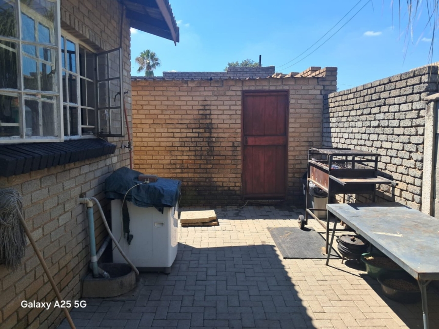 3 Bedroom Property for Sale in Oos Einde North West